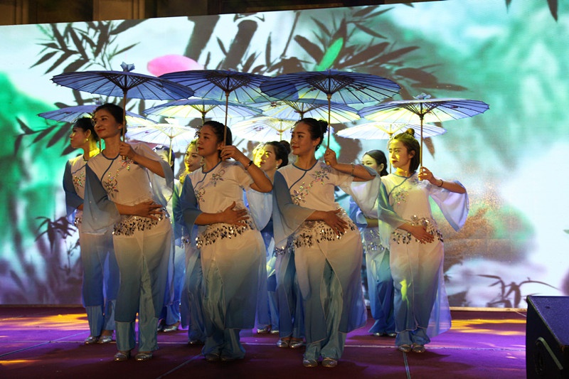 亿博手机平台_亿博（中国）集团2016年会 